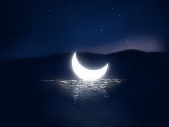 写夜晚夜空上的月亮优美诗句